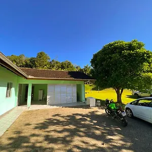 Casa Ampla Ha 8 Minutos Do Centro Casa de Férias